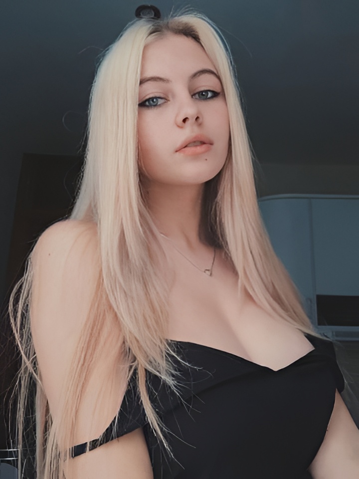 Далия привлекальеная девушка из Минусинска цена от 3000 руб