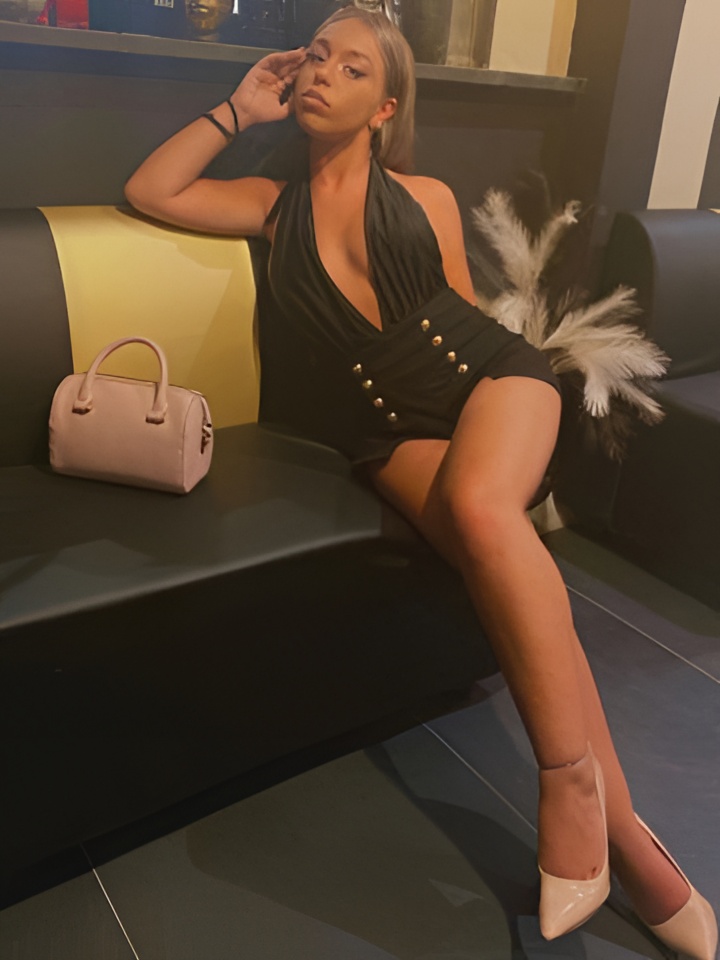 Индивидуалка Кира, доступна для личного знакомства от 3000 руб