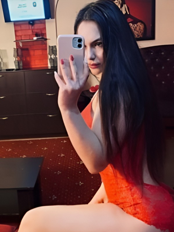 Элина привлекательная девушка из Минусинска цена от 3000 руб