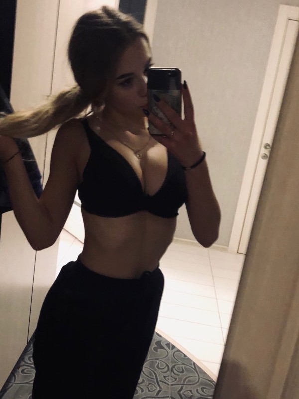 Нинель привлекательная девушка из Минусинска цена от 3000 руб